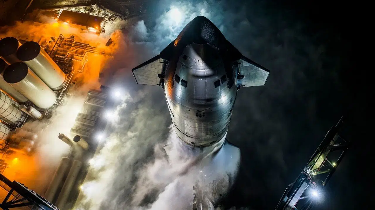 SpaceX, Starship roketiyle 20 uydu fırlattı