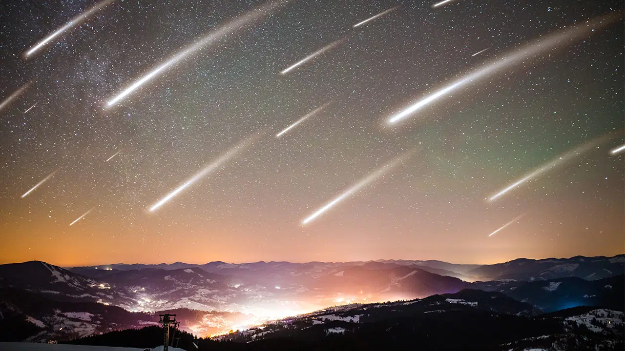 Perseid gök taşı yağmuru zirve yapıyor: Çıplak gözle nasıl ve ne zaman izlenir?